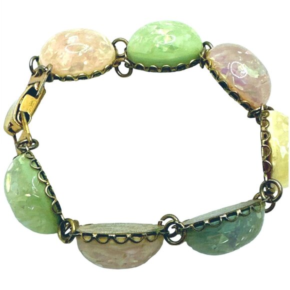 Vintage 50s CORO Pegasus Confetti Bracelet Cabochon Pastels Lucite Grannycore - Picture 1 of 12